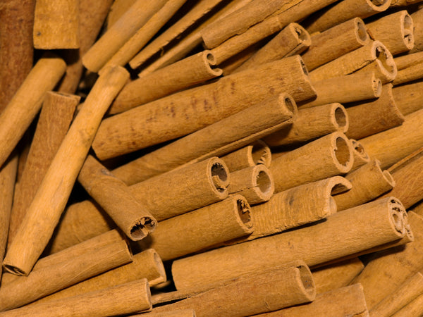 Bâtons de cannelle, utilisés dans plusieurs préparations Superista